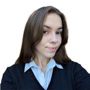 Étudiante en droit à l'Université Assas Paris-II, j'ai acquis, tout au long de ma scolarité, une aisance en anglais de niveau C2.